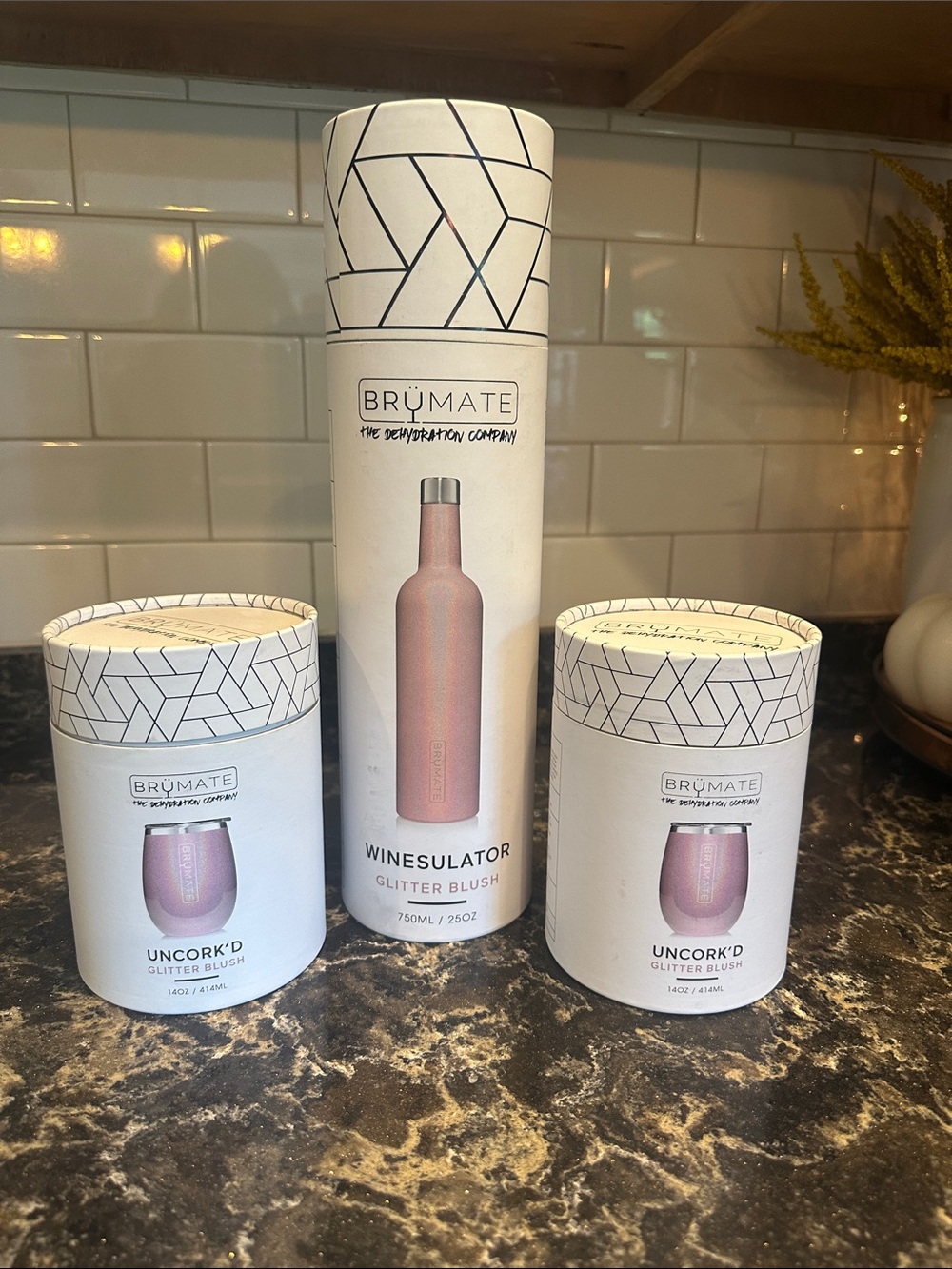 BrüMate Glitter Blush Winesulator & Uncork'd Set - Glitter Blush Pink